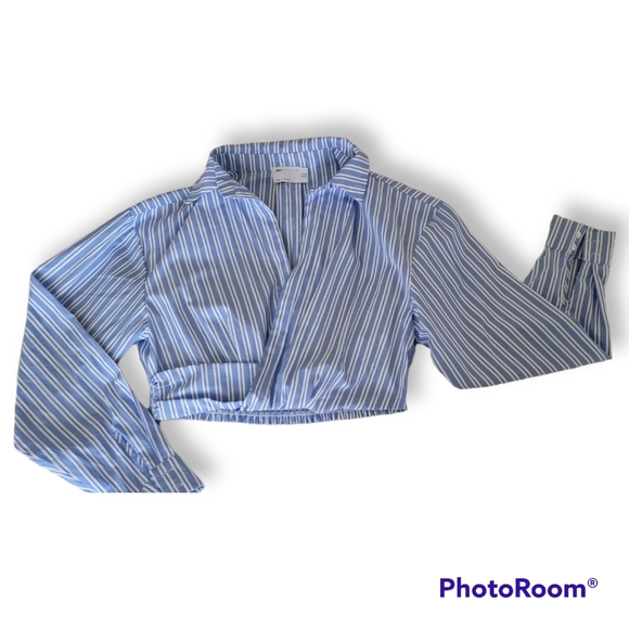 Pinstripe  crop top - Picture 5 of 7